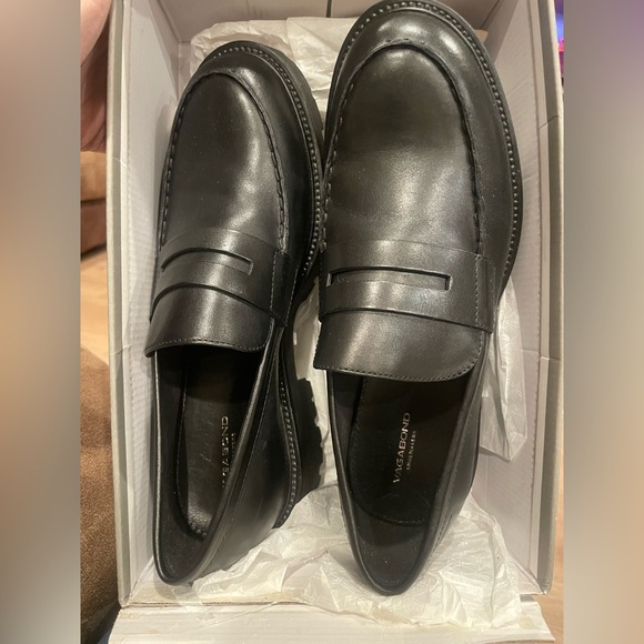 NEW! BNIB Vagabond Kenova Women’s Black Leather Black Leather Men's Loafers, 9 - Picture 7 of 8